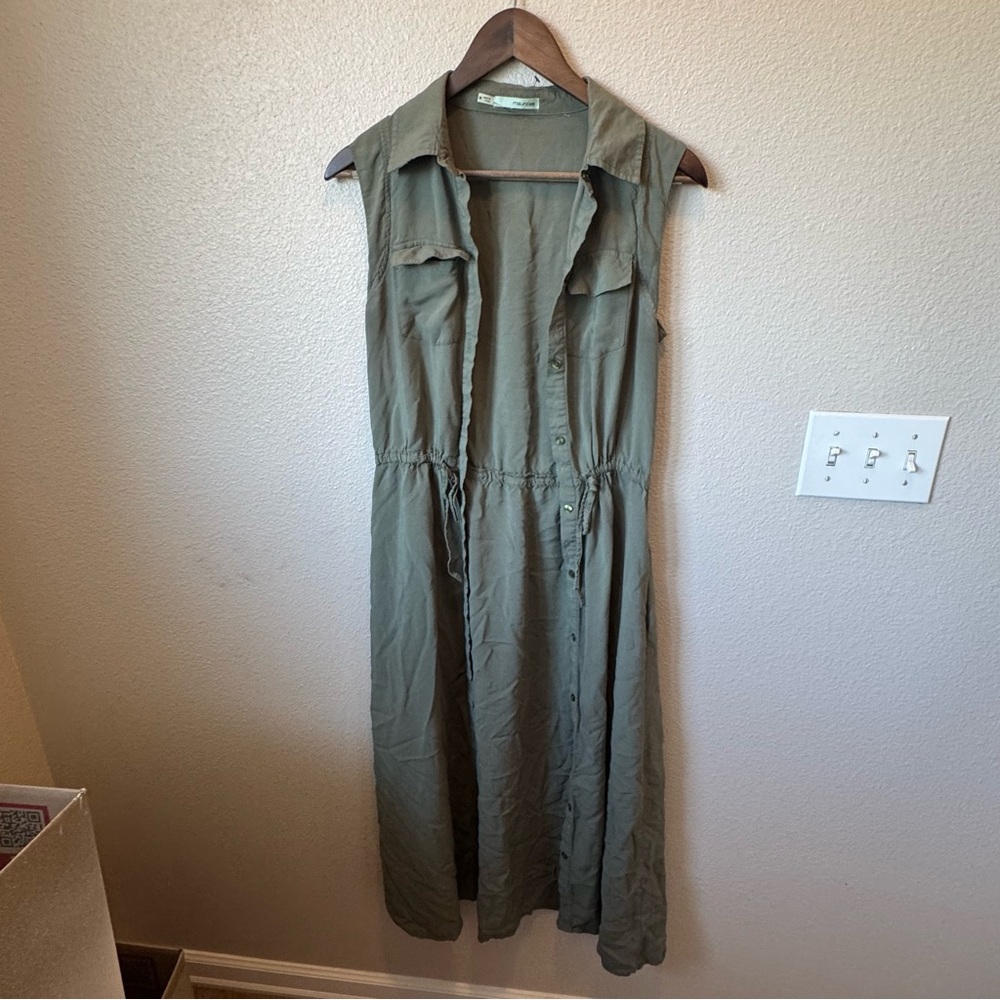 Maurices Green Sleeveless Sundress with Notched Collar